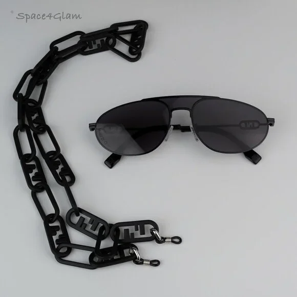 BRAND NEW Fendi FE40072U-Y 01A Black Dark Grey Chain Aviator Unisex Sunglasses